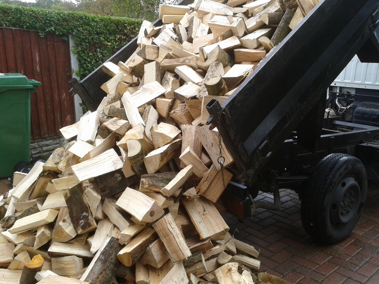 Hardwood Logs Suppliers Manchester